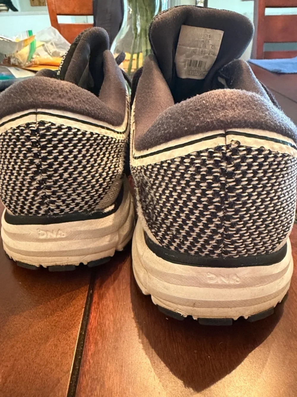 Brooks Woman’s Black and White Knit Athletic Running Shoes/Oreo
